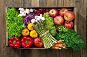 The American Cancer Society recommend including fruits and vegetables in every meal and for snacks